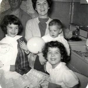 Meet your Posher, Angela